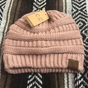 🆕Rose CC Beanie